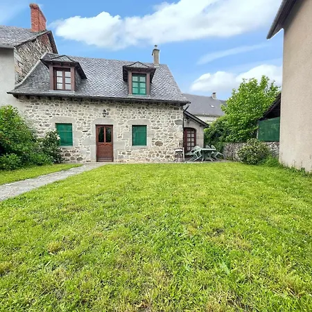 بيت للعطل Maison Cosy A + Jardin Lanobre