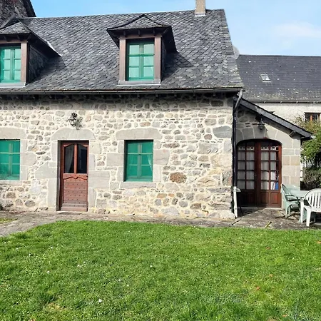 Semesterbostad Maison Cosy A + Jardin